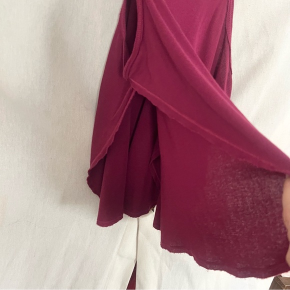 SOLD 🛑 Free People Ribbed Split Sides Tank - Picture 3 of 6